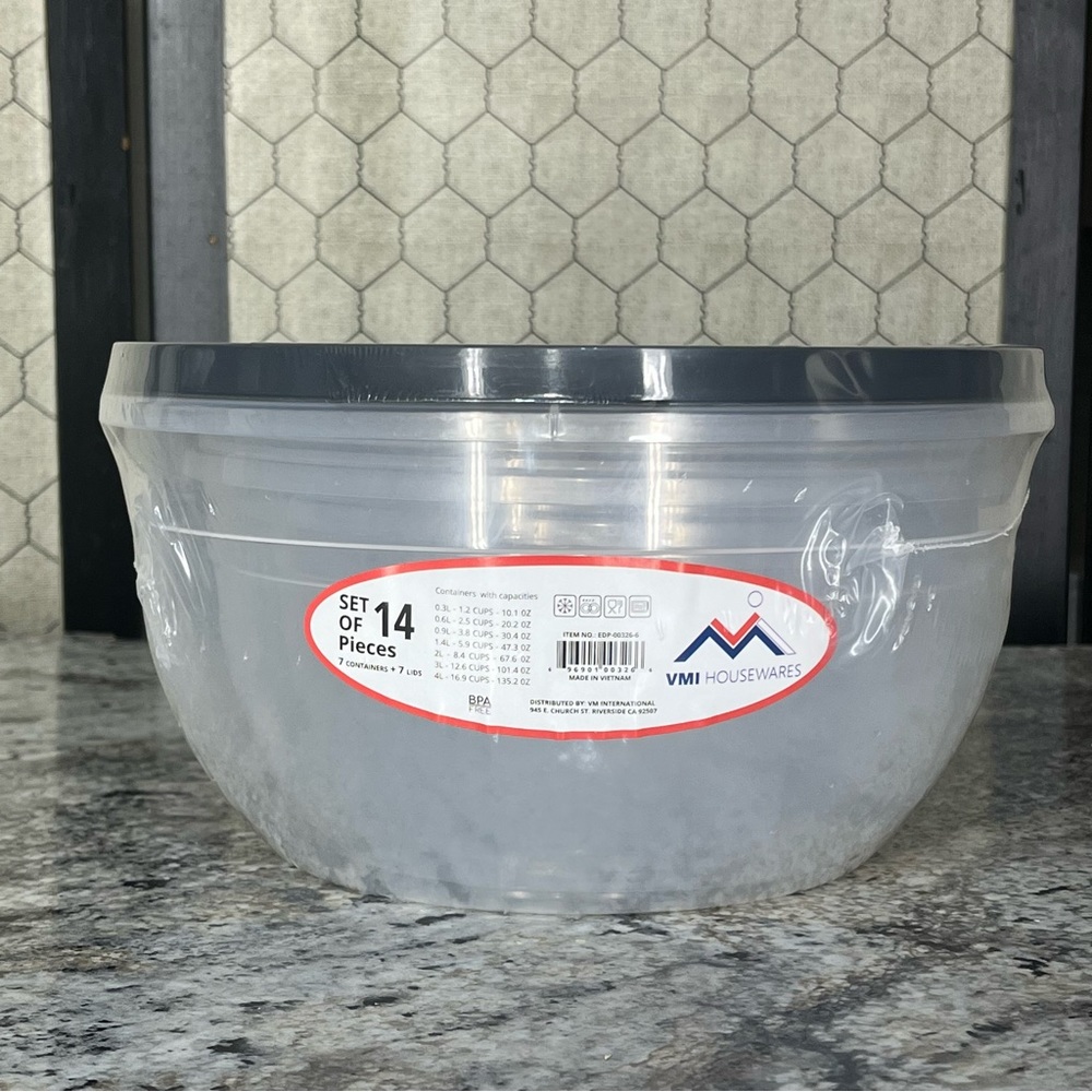 VMI Housewares Plastic Bowl Set of 7 Containers &  7 Multicolor Lids